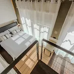 Daire Serafini Luxury Rent By Interhome